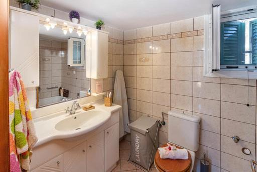 Villa Raxi Fountana Kültér fotó